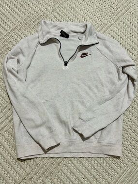 Nike Sportswear Club Fleece Women's 1/2-Zip Sweatshirt Size Small pink/tan
